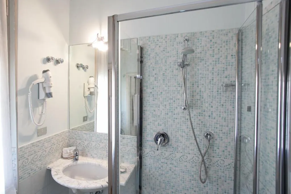 Hotel Marconi سيرمِيوني