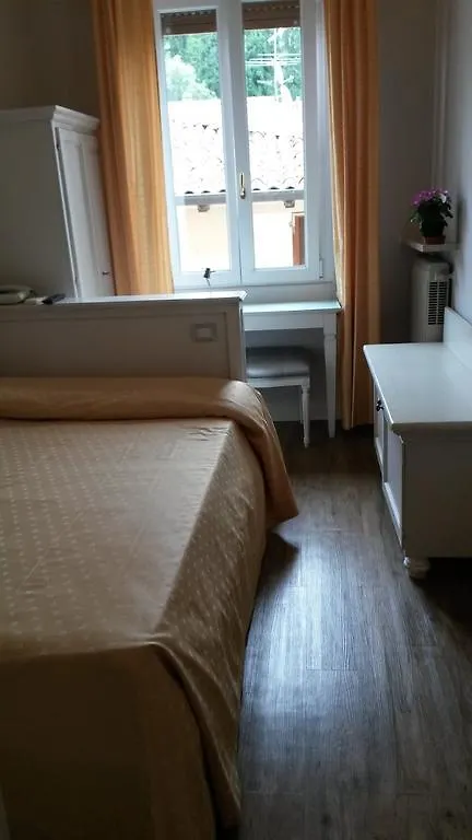 ***  Hotel Marconi Sirmione Italy